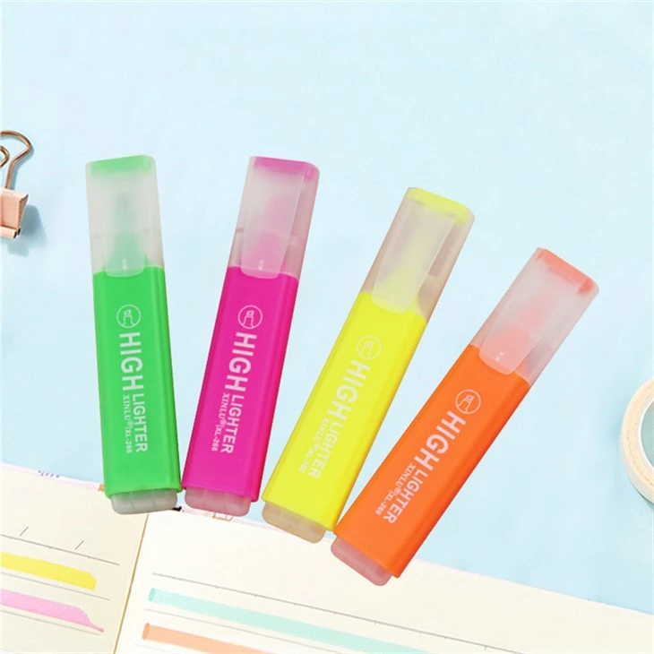 4 Stück Mini-Textmarker mit Fruchtduft